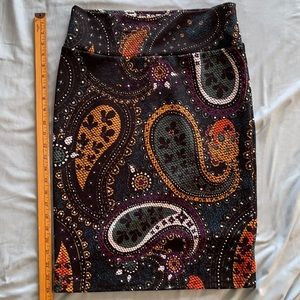 Lularoe size M Cassie skirt